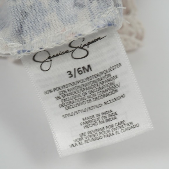 Jessica Simpson Short Sleeve Romper Blue Floral Ruffle Collar Size 3-6 months - Picture 6 of 7